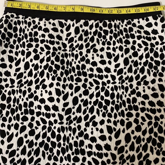 Ann Taylor leopard print skirt - Picture 6 of 8